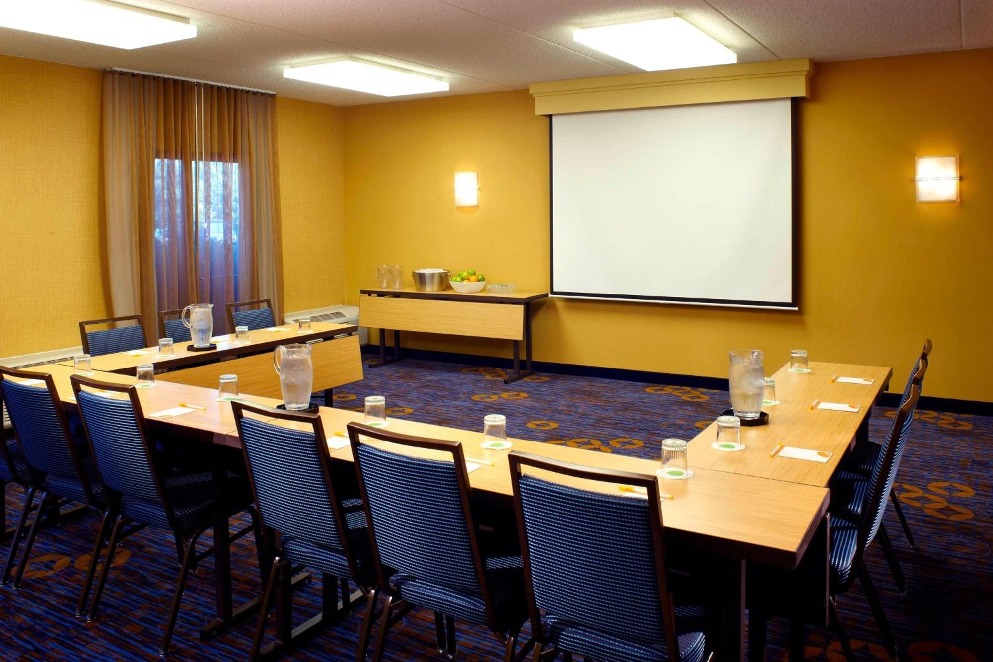 Courtyard By Marriott Chicago Waukegan / Gurnee Hotel Luaran gambar
